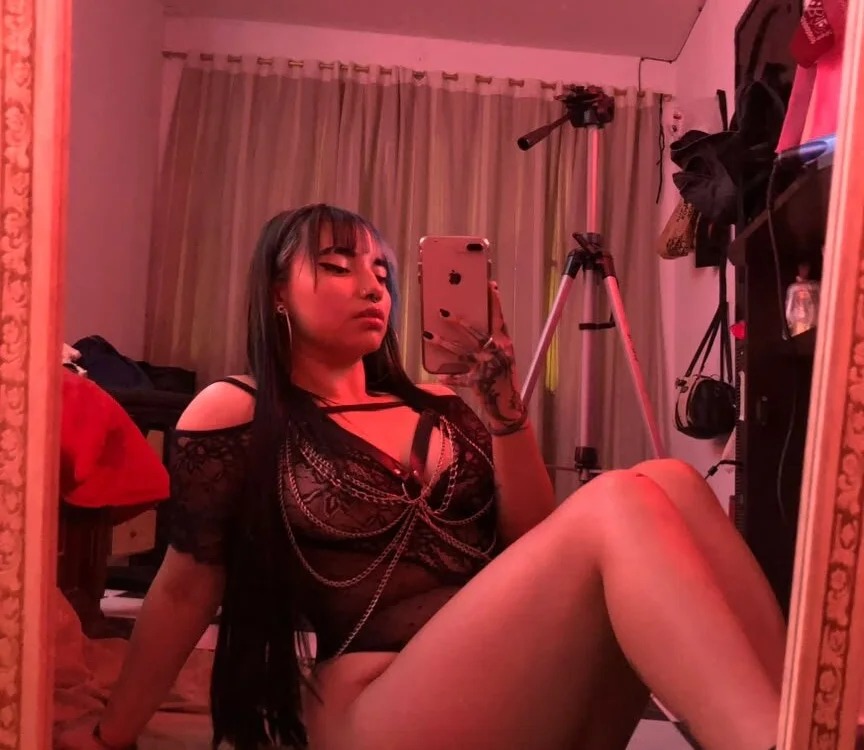 Victoria_Goddes Chatroom