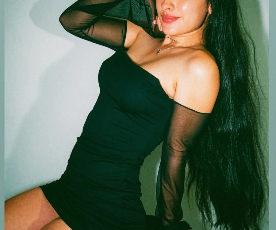 Victoria_Moonn Chatroom