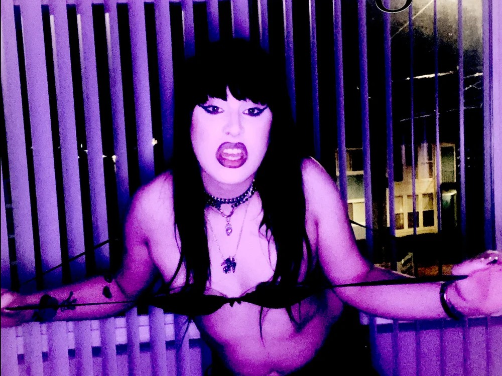 Victoriaviolet666 Chatroom