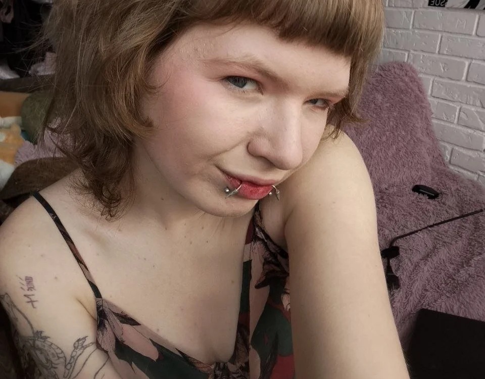 VioletDesiree Chatroom