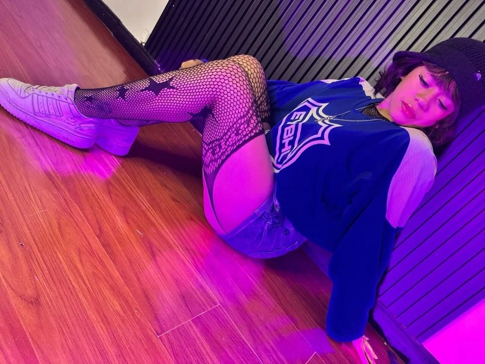 Violet_Blakee Chatroom
