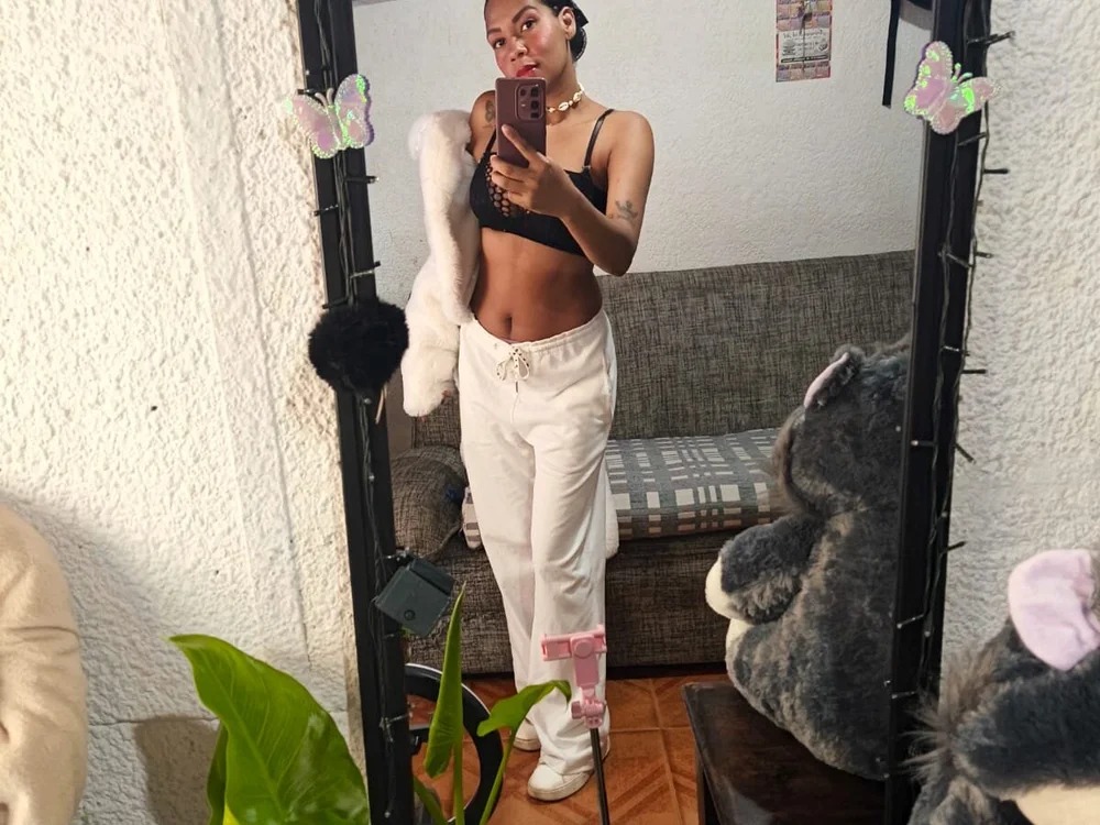 Violet_ocean25 Chatroom