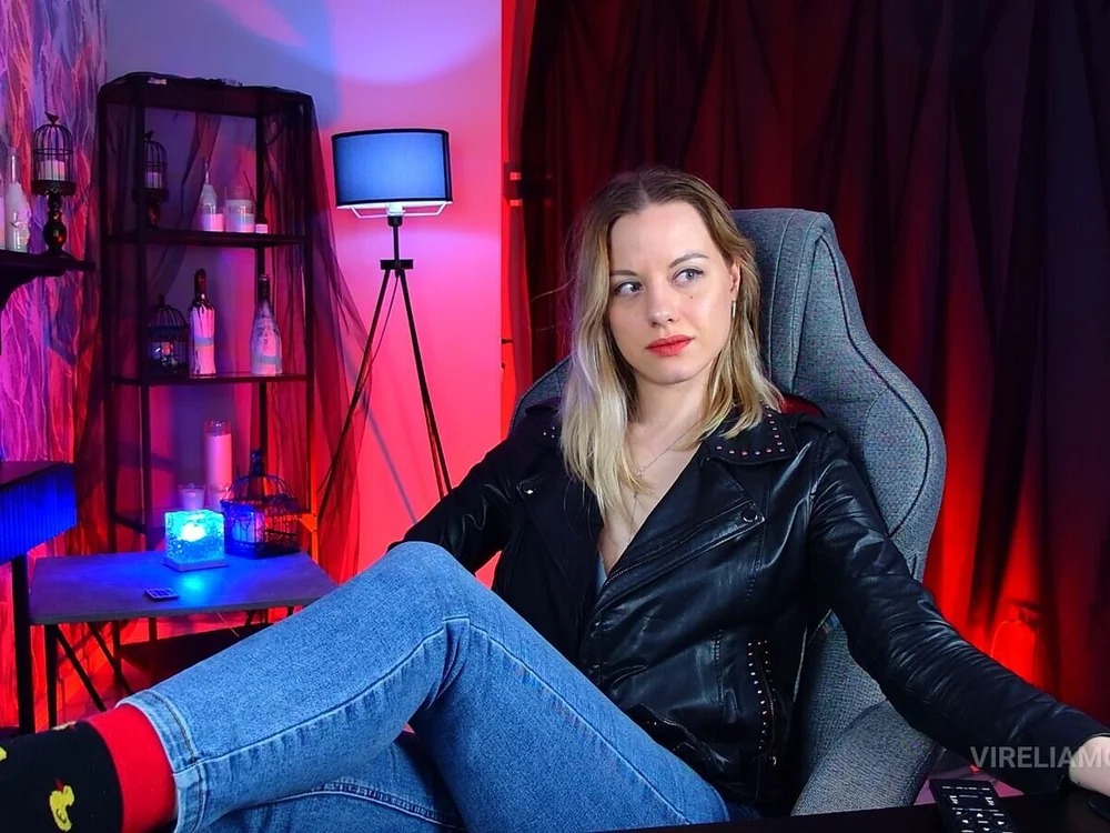 VireliaMoonfall Chatroom