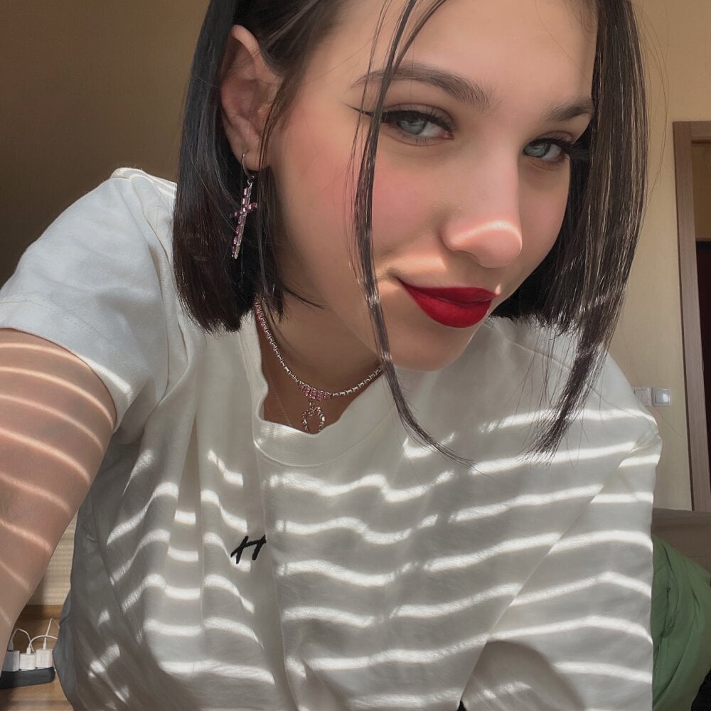 Virtual__diva Chatroom