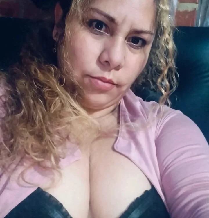 ViviJones Chatroom