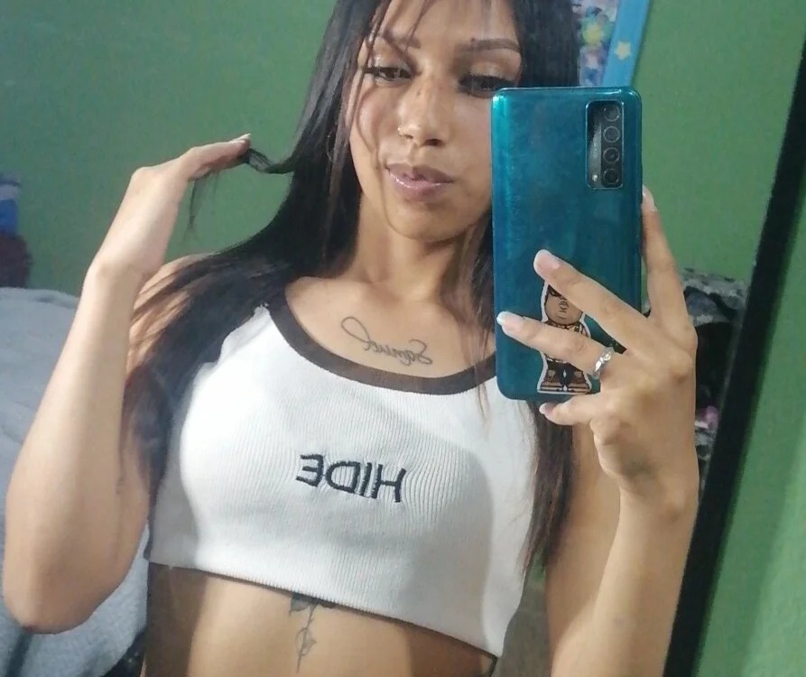 Volett_Sweet Chatroom