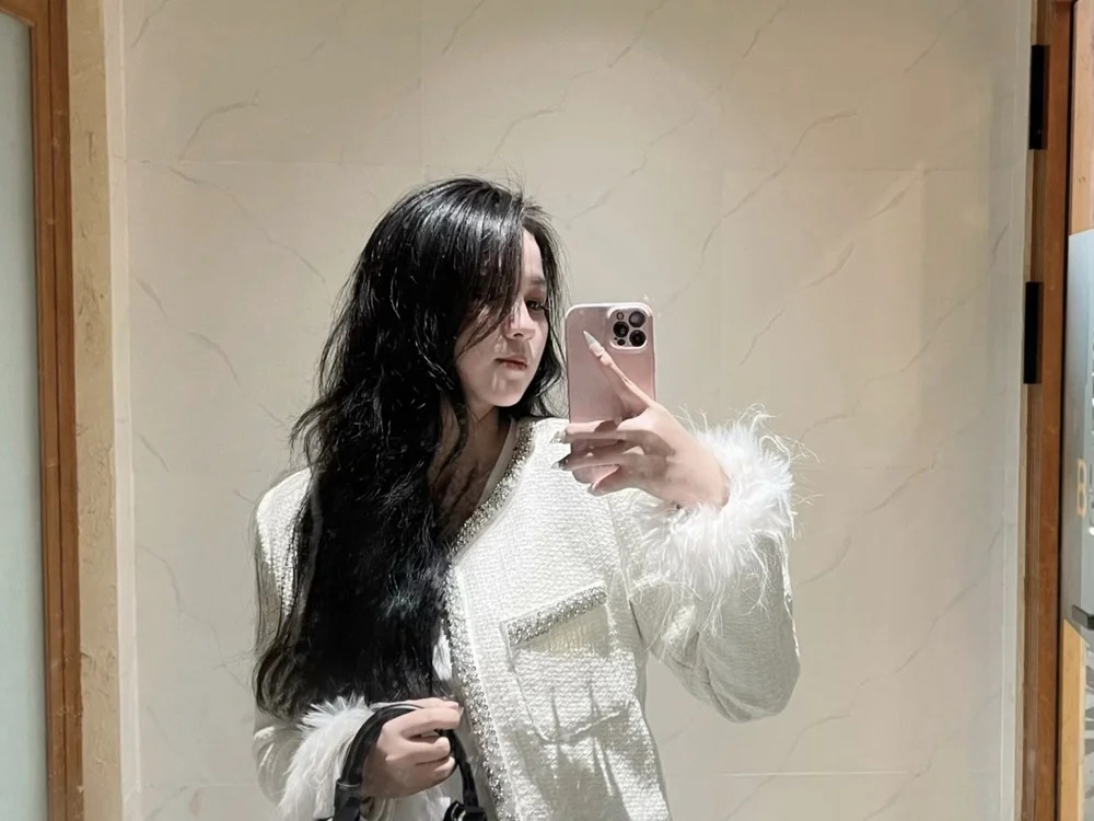 Wbe_cherry Chatroom