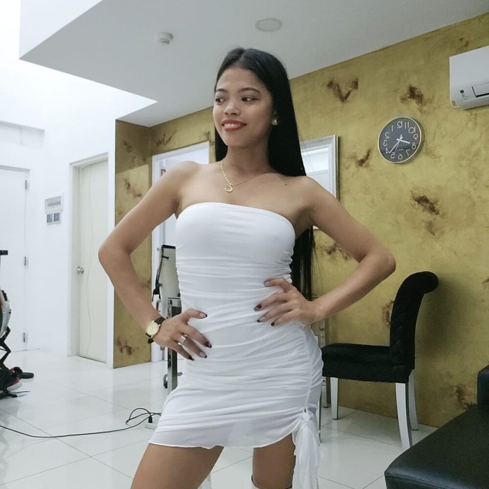 WeFoundLove Chatroom