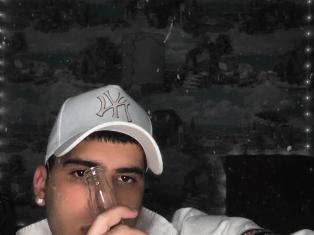 White0525 Chatroom