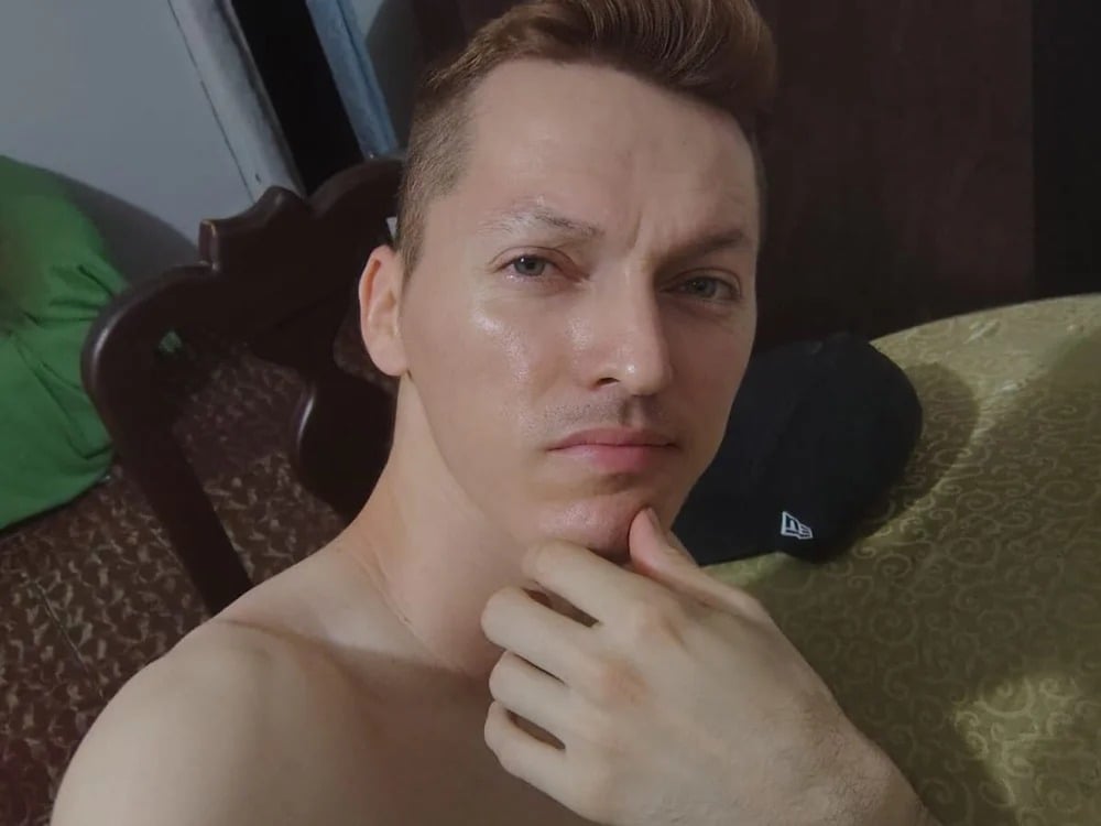WhiteAsshole2 Chatroom