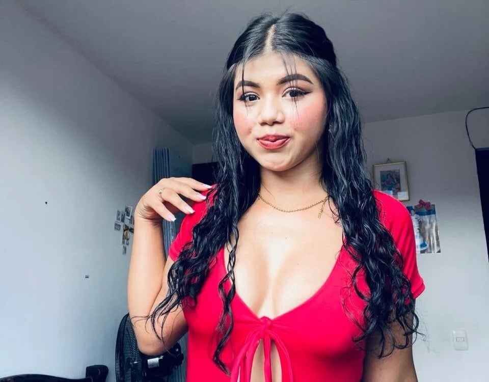 WinnieClarke Chatroom