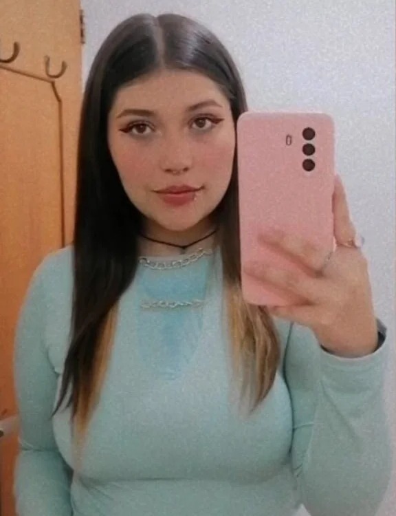 Winnie_cutee Chatroom