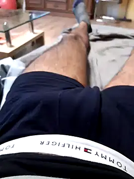 XXL_22cm_Young Chatroom