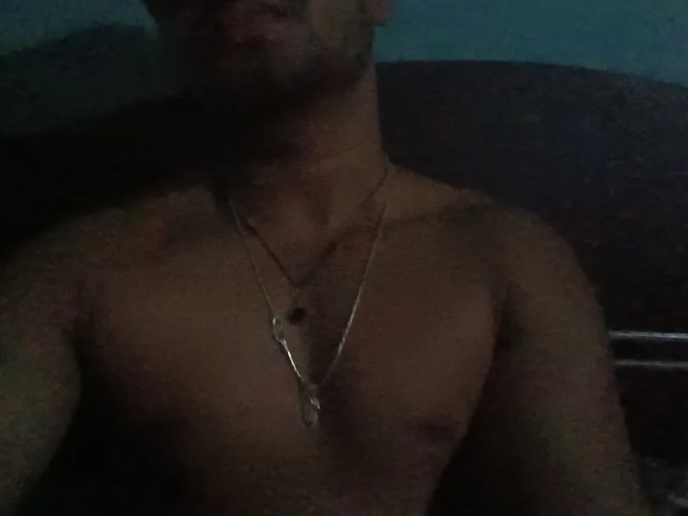 YASH_AND_DIAGO_COUPLE Chatroom