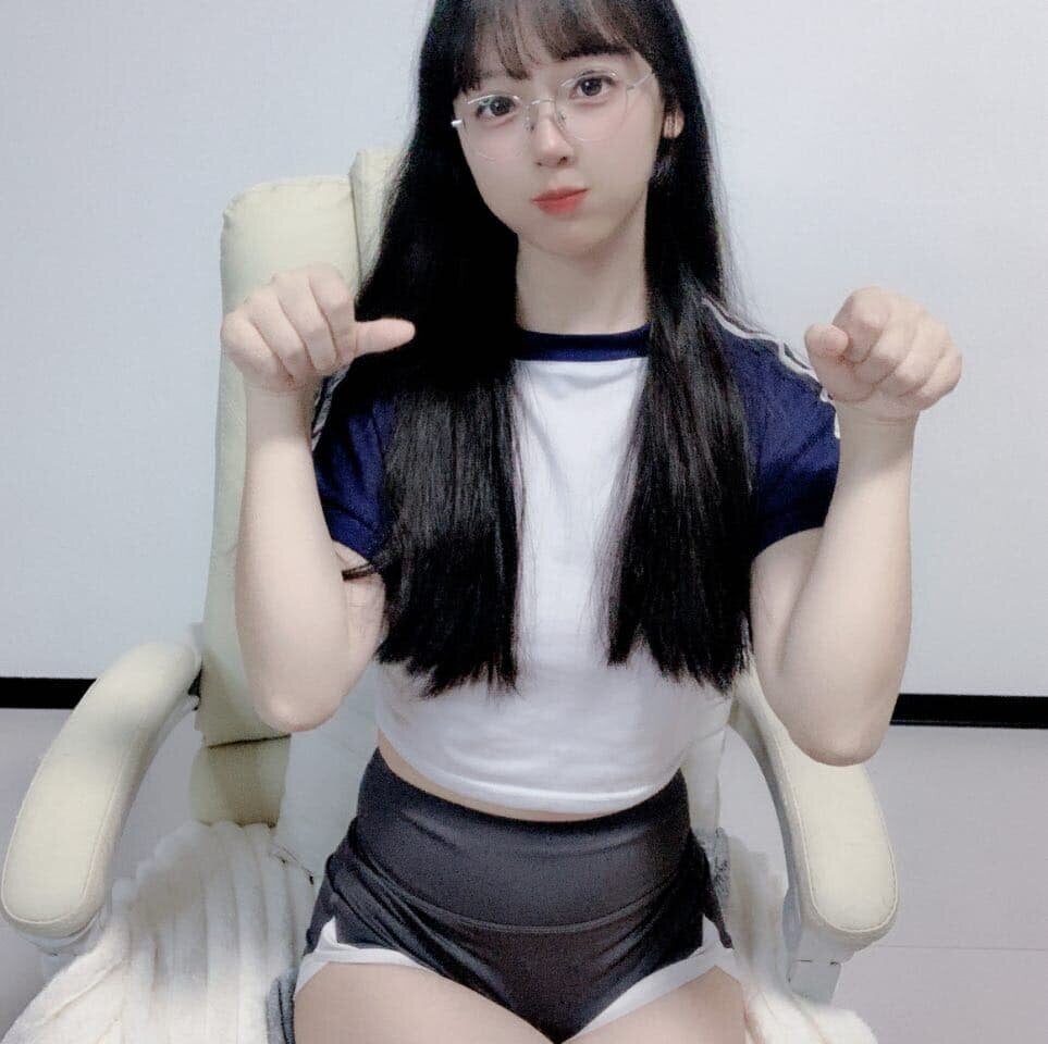 YRyueer Chatroom