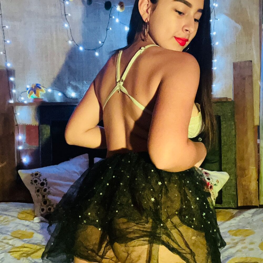 YaraKeyck Chatroom
