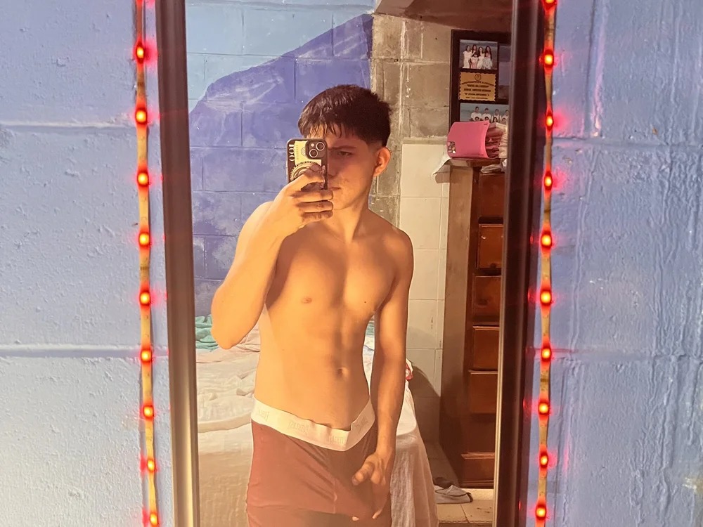 Yashuo54 Chatroom