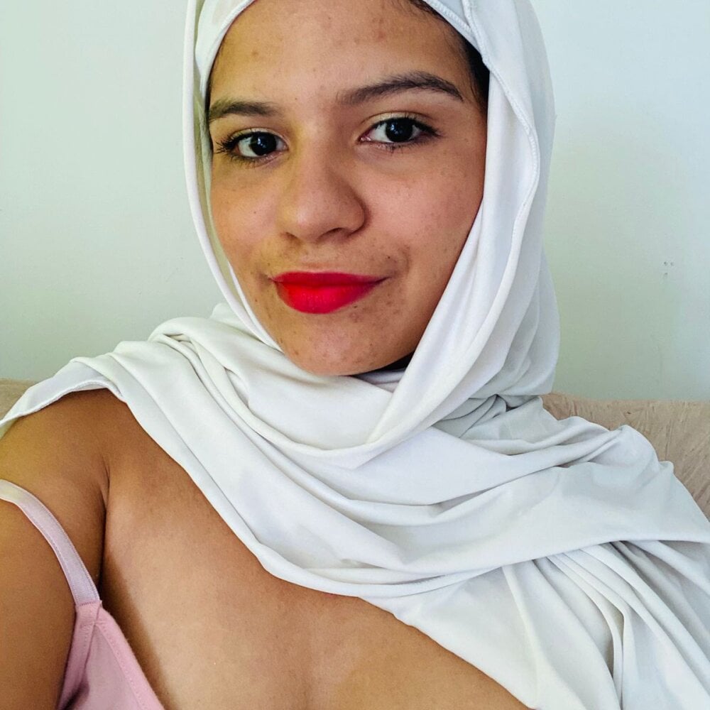 Yasmin_nazer Webcam Profile Picture Yasmin_nazer Chatroom