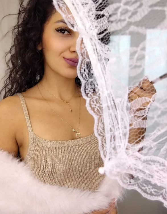 YasmineDelight Chatroom