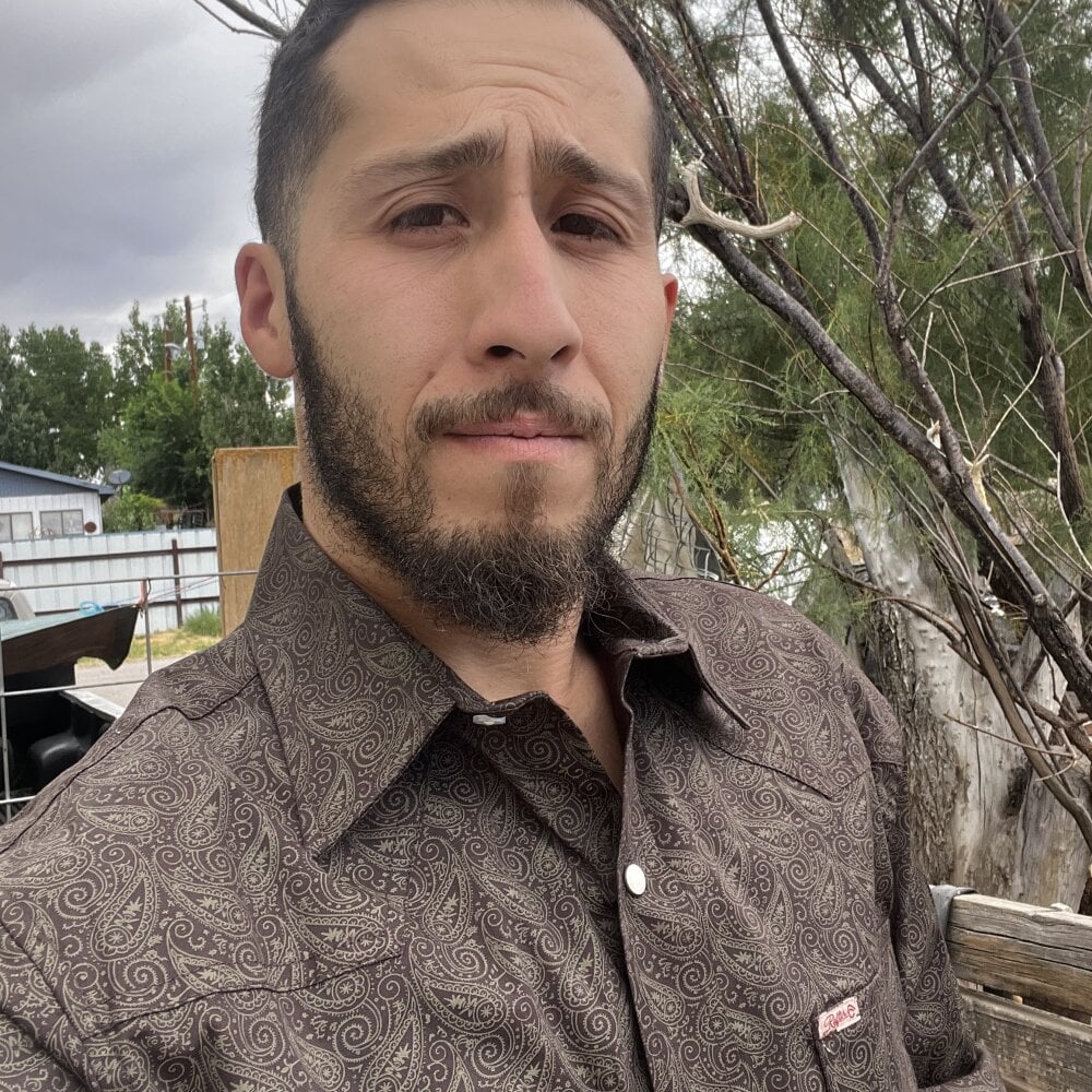 YawledHominid Chatroom