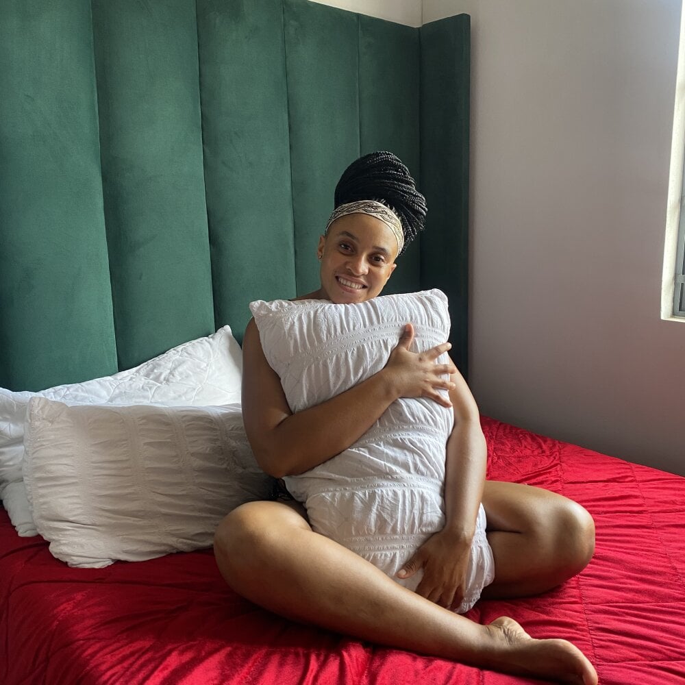 Yellowkitten95 Chatroom