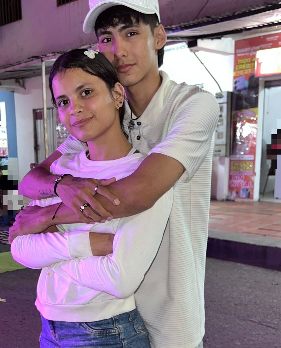 Yisus_and_melody_ Chatroom