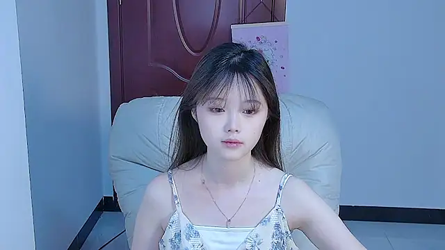Yiyi-baby11 Chatroom