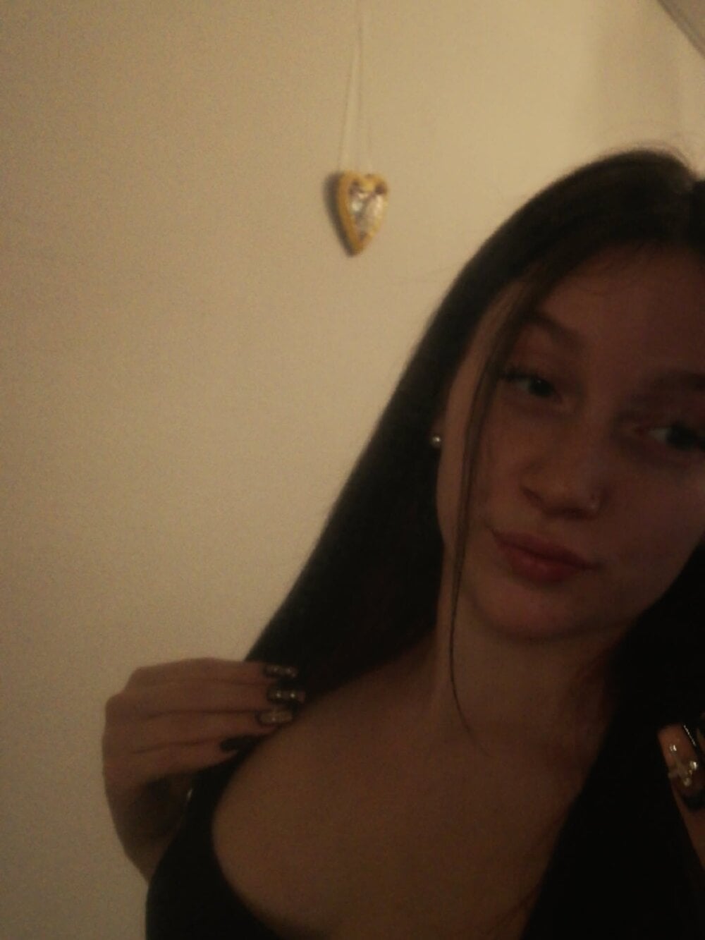 YoungLisaa18 Chatroom