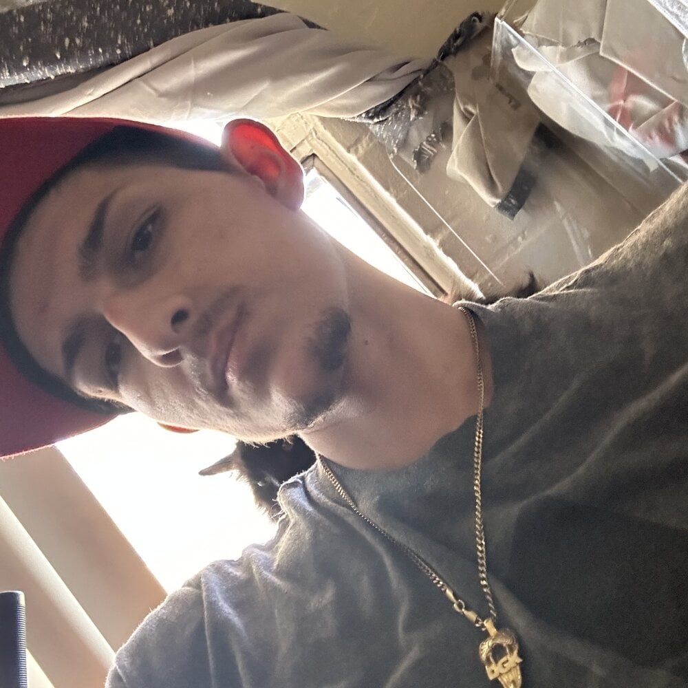 YounngStallion69 Chatroom