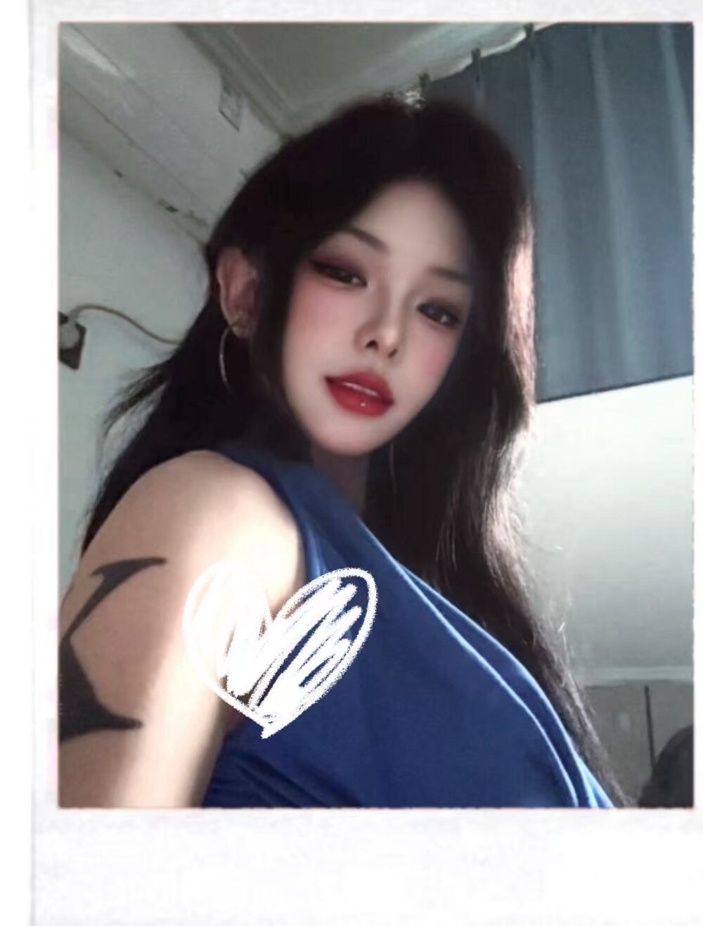 Youqianhua-111 Chatroom