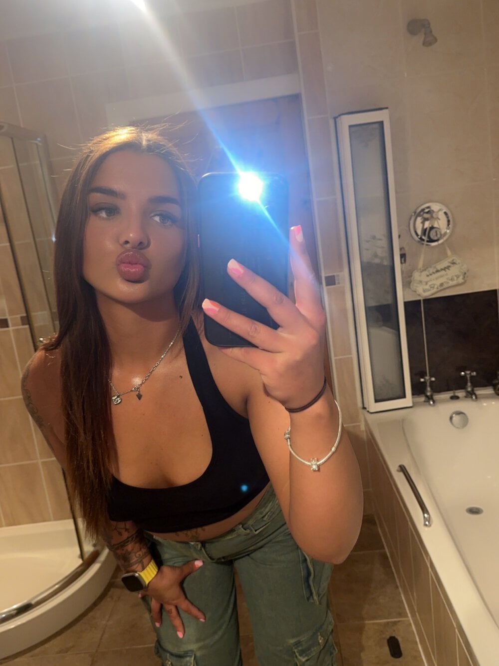 YourBabyx69x Chatroom