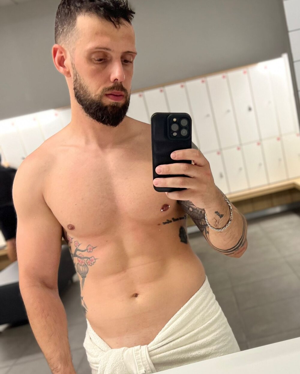 YourDreamCumTrue Chatroom