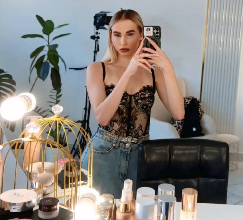 YourMoneyBossNikki Chatroom