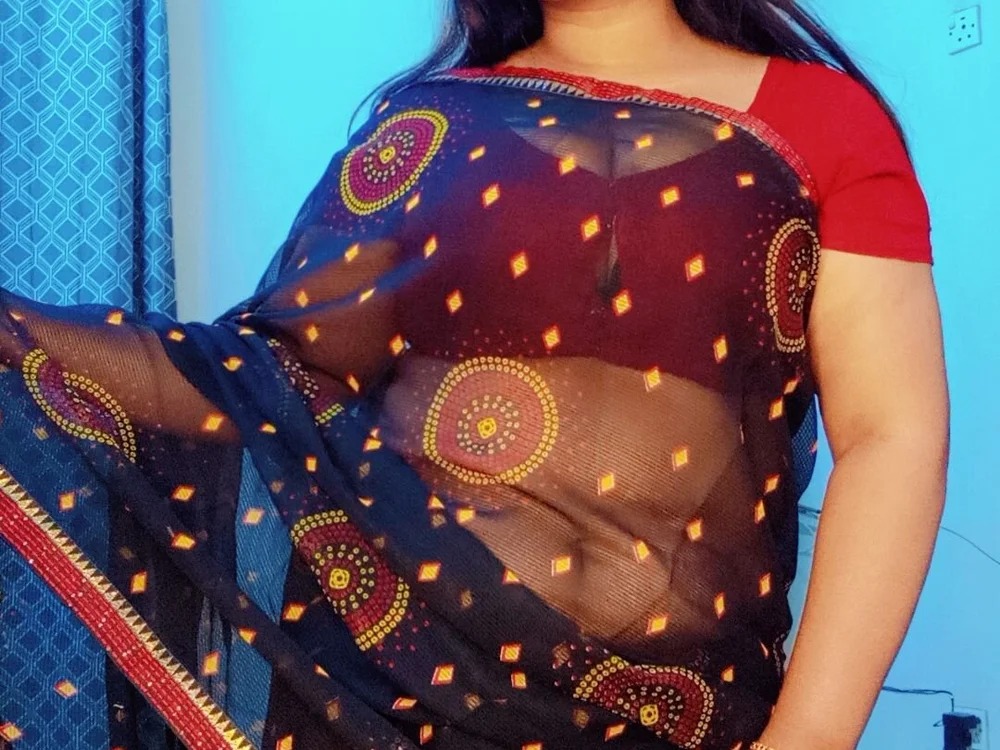 Yourroshini Chatroom