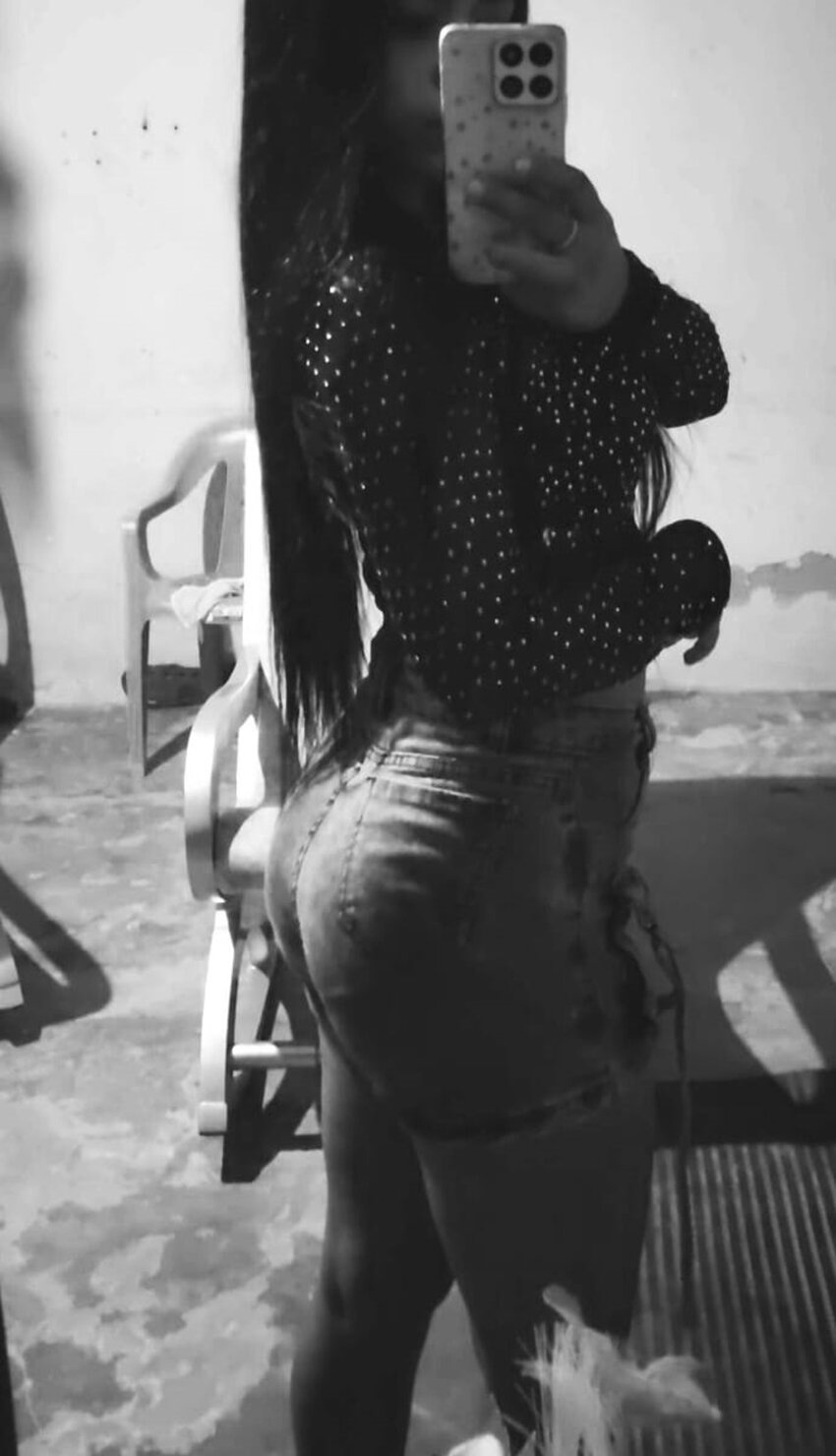 Yuleimys_rosse Chatroom