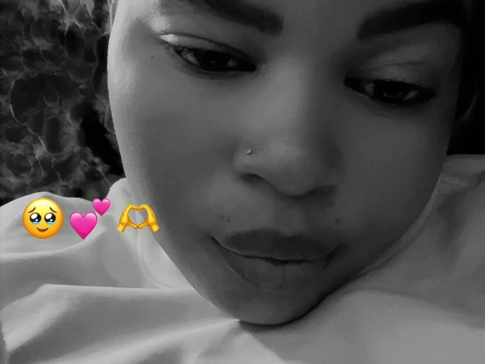 Yummy_quee Chatroom