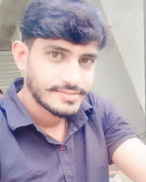 Yuvi_hot Chatroom