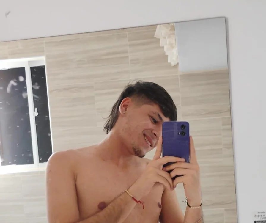 Zack23__ Chatroom