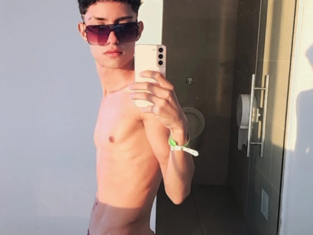 Zack__Boy_ Chatroom