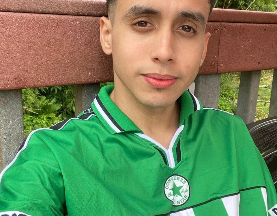 Zack_isback Chatroom