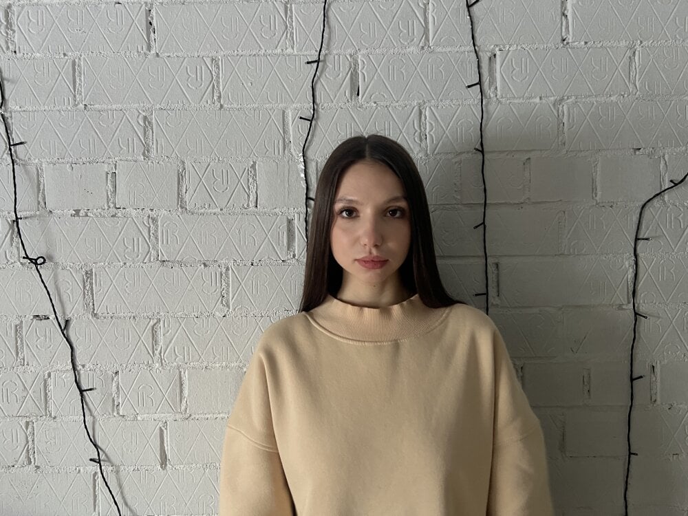 ZanaBreland Chatroom