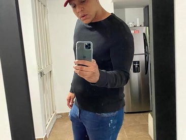 zeushorny10