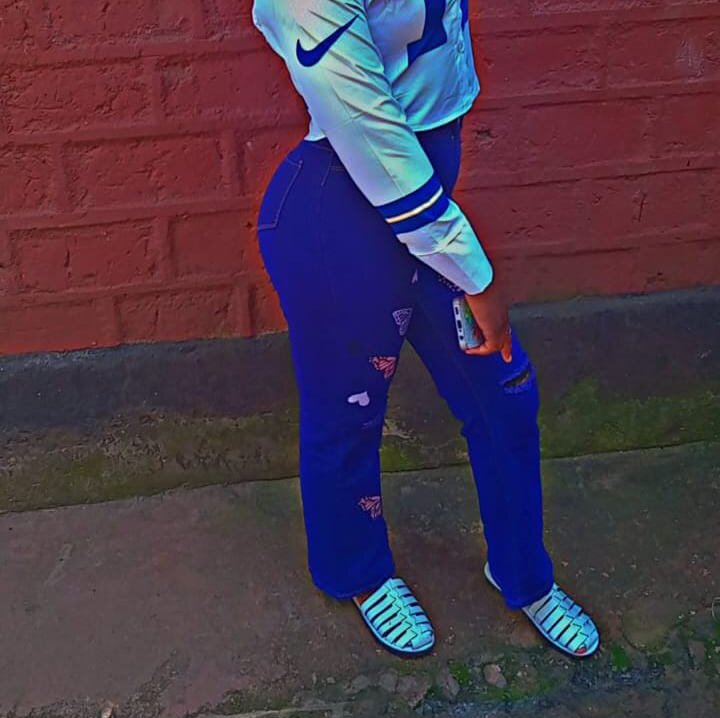 Ziningi1523 Chatroom