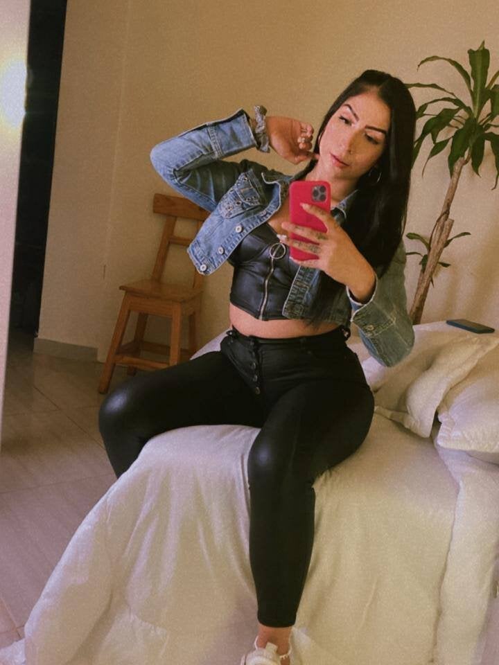 ZoeVillalobos Chatroom