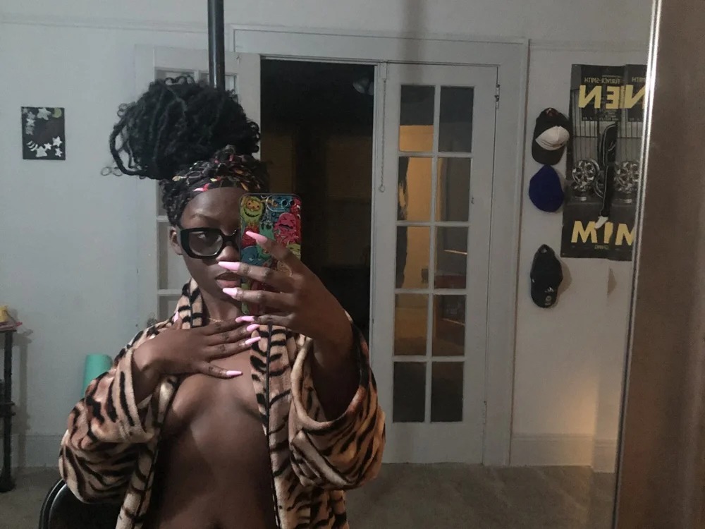 ZoeyWinters Chatroom
