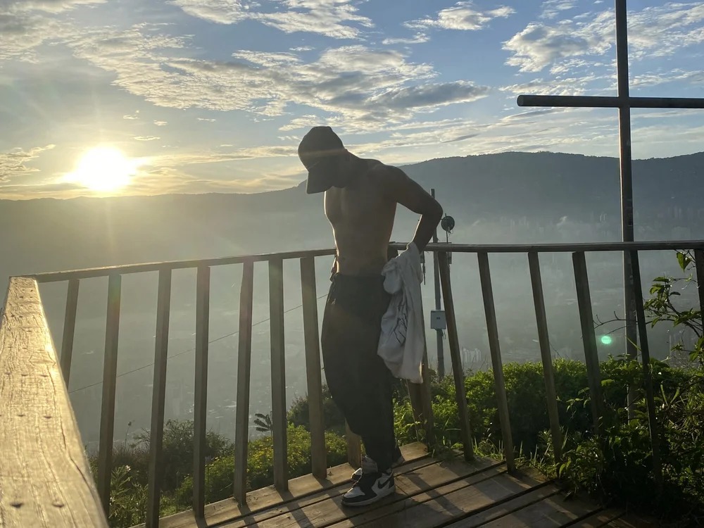 _Alex_Colton Chatroom