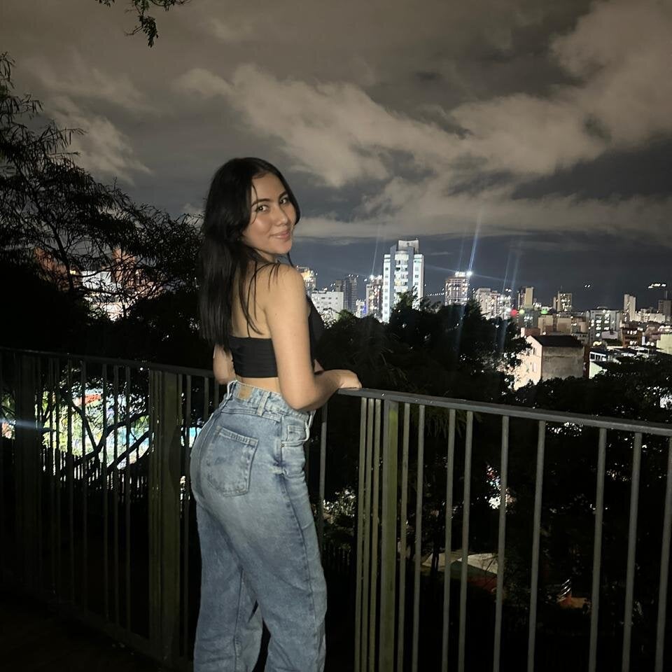 _Alisson_01 Chatroom