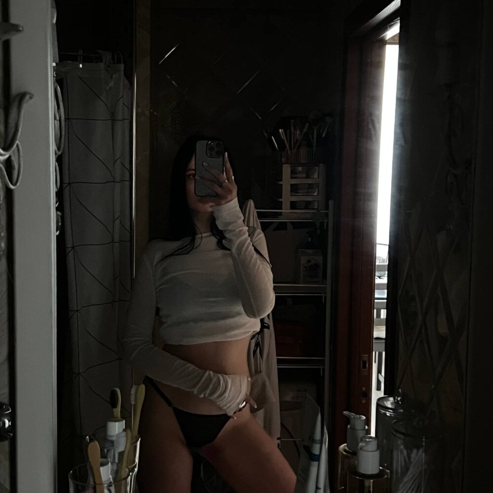 _Anorrra_ Chatroom