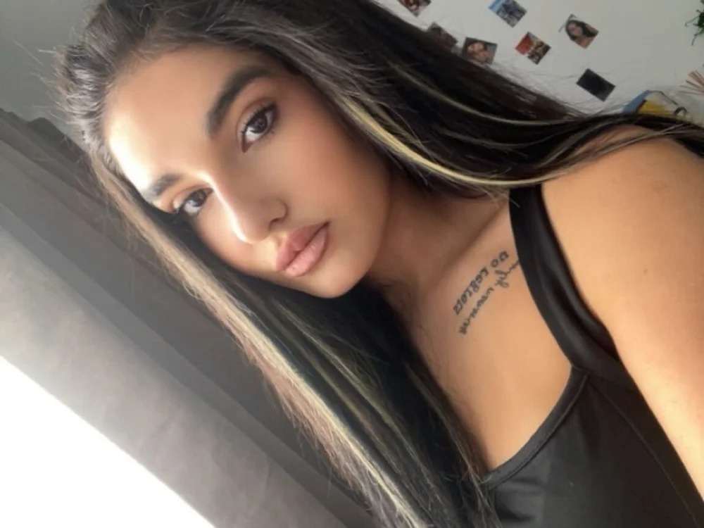 _BellaHadid Chatroom