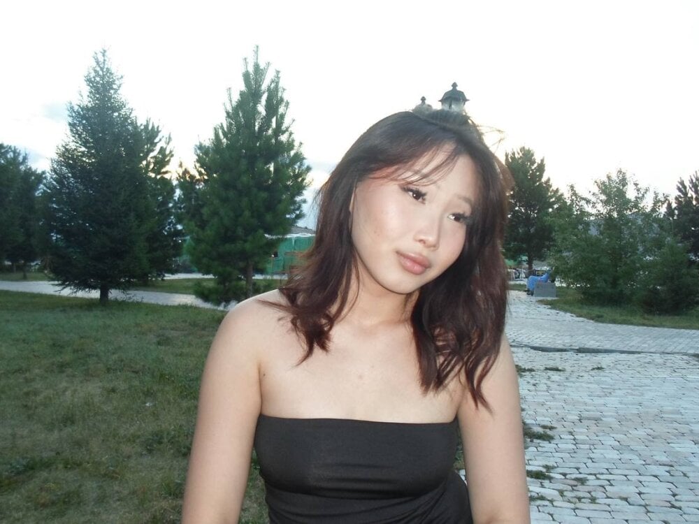 _Charlizze Chatroom